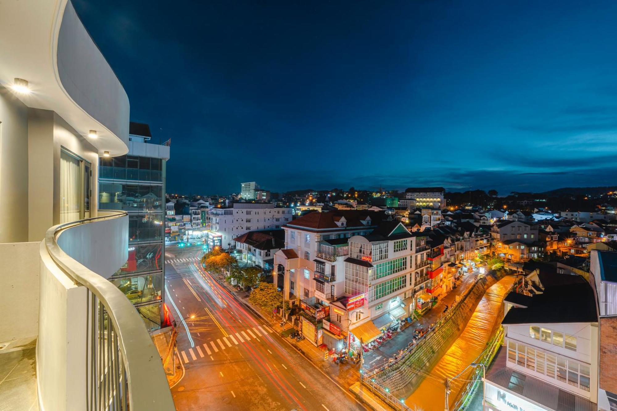 Ttr Central Apart Hotel Da Lat Exterior photo
